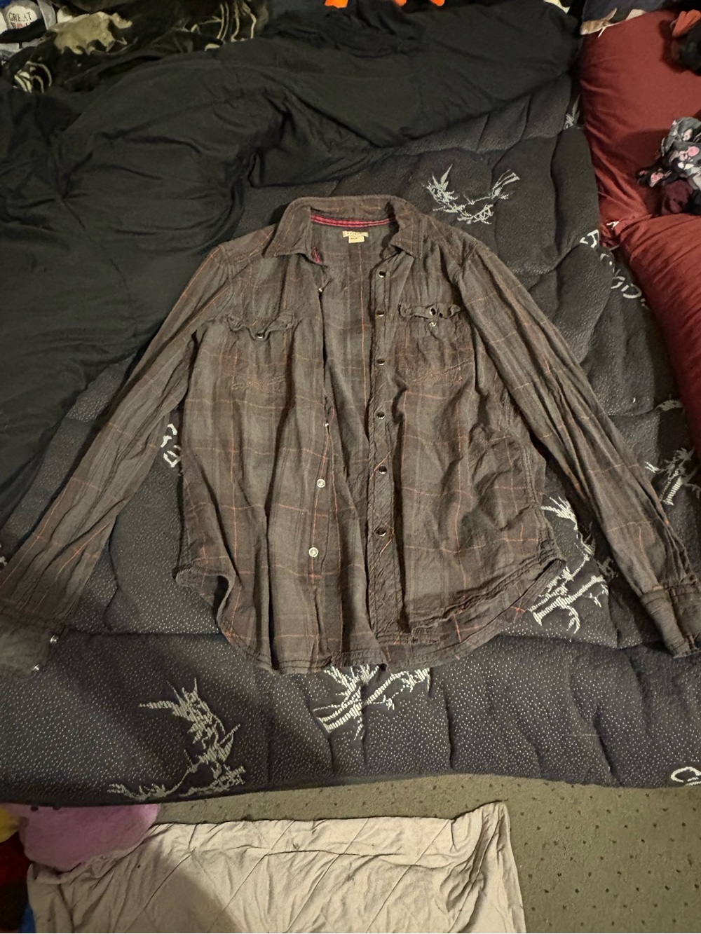 Vintage Arizona Jean Co “Young Widows” Grey Long Sleeve Flannel